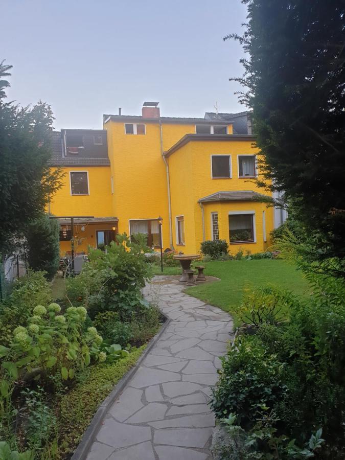 Miet-Kamp Ruhig, Zentral, Nahe Messe, Ausgefallenes Design 2 Schlafzimmer Berlin Bagian luar foto