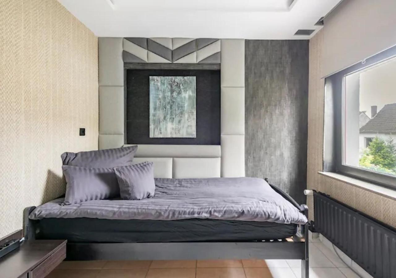 Miet-Kamp Ruhig, Zentral, Nahe Messe, Ausgefallenes Design 2 Schlafzimmer Berlin Bagian luar foto