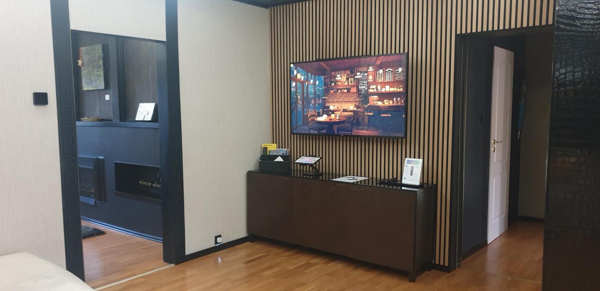 Miet-Kamp Ruhig, Zentral, Nahe Messe, Ausgefallenes Design 2 Schlafzimmer Berlin Bagian luar foto